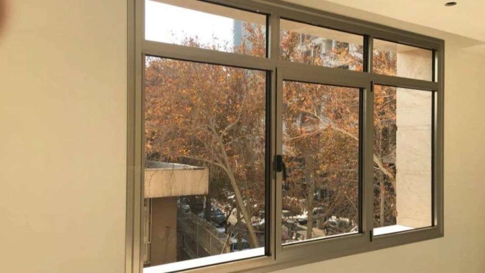 درب و پنجره های آرسا وین شریفی